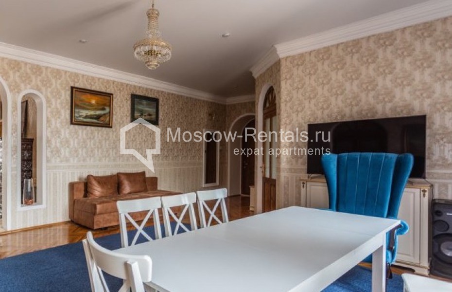 Photo #3 3-room (2 BR) apartment for <a href="http://moscow-rentals.ru/en/articles/long-term-rent" target="_blank">a long-term</a> rent
 in Russia, Moscow, Strastnoi blv, 4С4
