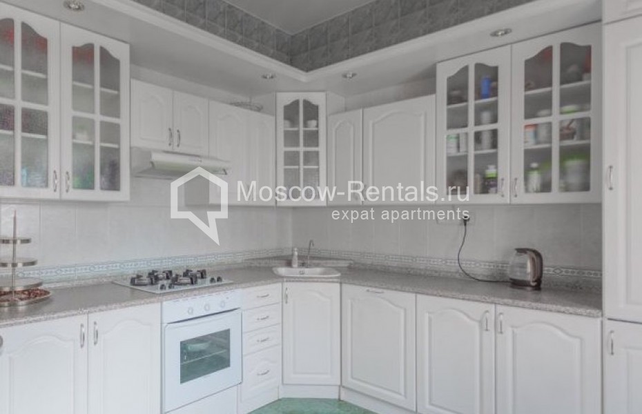Photo #8 3-room (2 BR) apartment for <a href="http://moscow-rentals.ru/en/articles/long-term-rent" target="_blank">a long-term</a> rent
 in Russia, Moscow, Strastnoi blv, 4С4