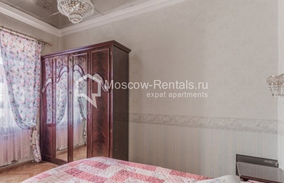 Photo #10 3-room (2 BR) apartment for <a href="http://moscow-rentals.ru/en/articles/long-term-rent" target="_blank">a long-term</a> rent
 in Russia, Moscow, Strastnoi blv, 4С4