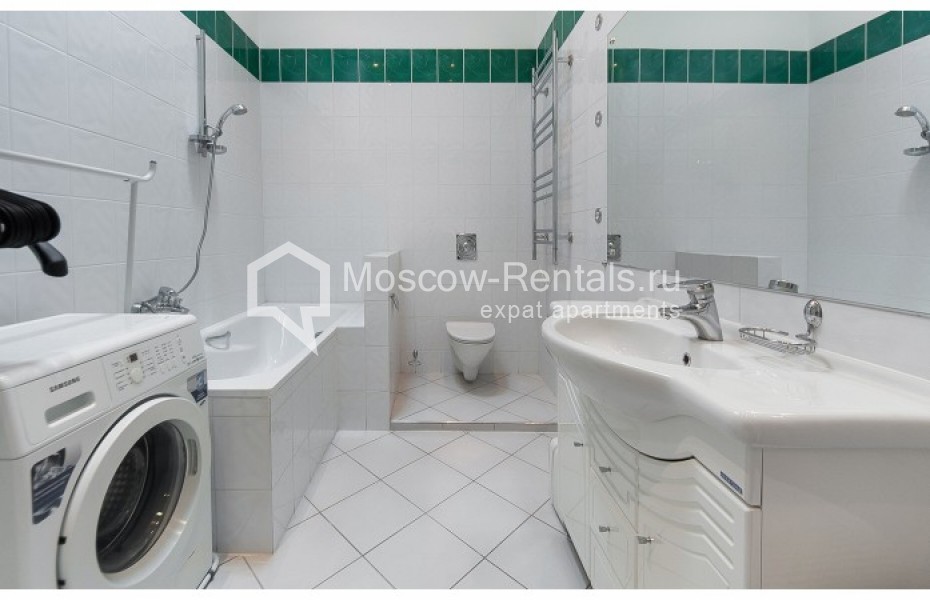 Photo #13 3-room (2 BR) apartment for <a href="http://moscow-rentals.ru/en/articles/long-term-rent" target="_blank">a long-term</a> rent
 in Russia, Moscow, Starokonushennyi lane, 5/14
