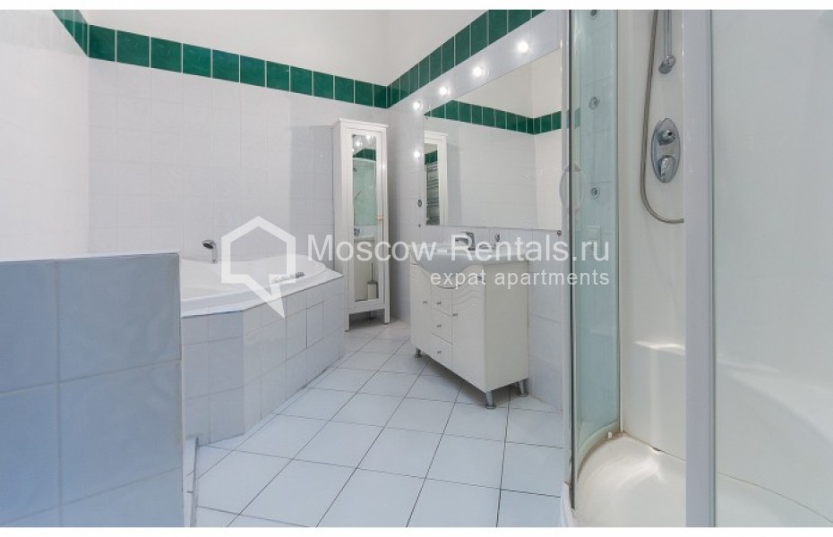 Photo #14 3-room (2 BR) apartment for <a href="http://moscow-rentals.ru/en/articles/long-term-rent" target="_blank">a long-term</a> rent
 in Russia, Moscow, Starokonushennyi lane, 5/14