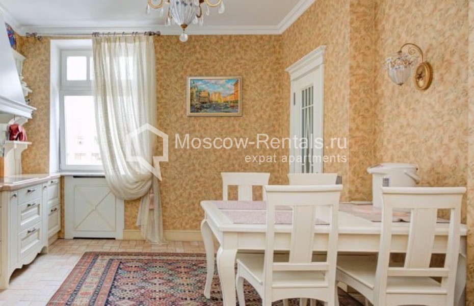 Photo #5 3-room (2 BR) apartment for <a href="http://moscow-rentals.ru/en/articles/long-term-rent" target="_blank">a long-term</a> rent
 in Russia, Moscow, Pogorelskyi lane, 6