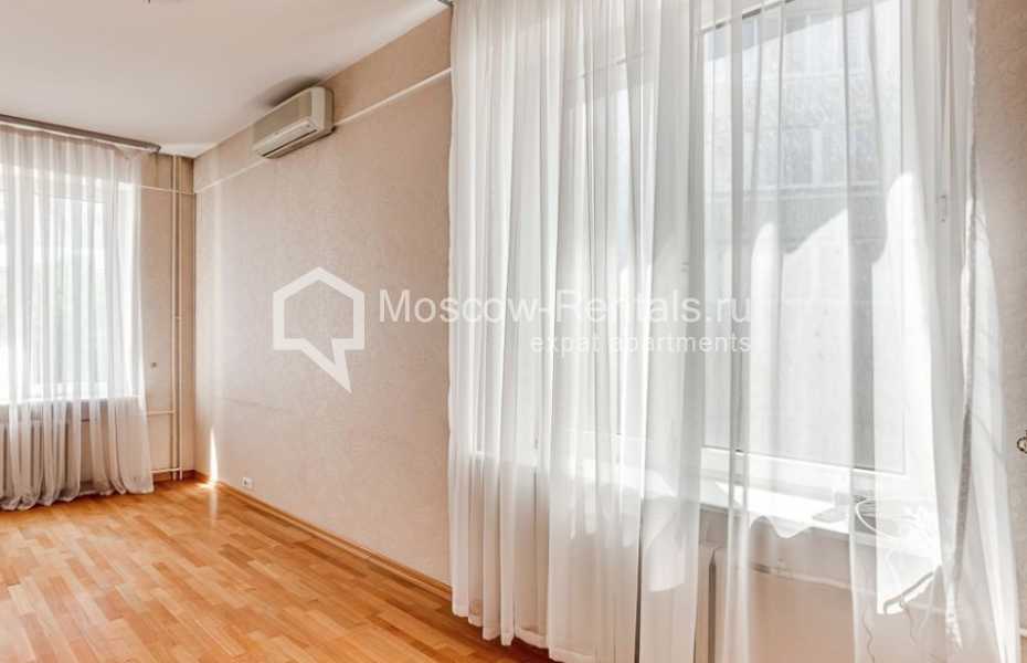 Photo #13 6-room (5 BR) apartment for <a href="http://moscow-rentals.ru/en/articles/long-term-rent" target="_blank">a long-term</a> rent
 in Russia, Moscow, B. Yakimanka str, 17/2С2