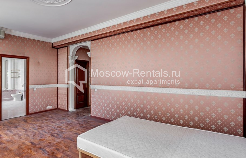 Photo #19 6-room (5 BR) apartment for <a href="http://moscow-rentals.ru/en/articles/long-term-rent" target="_blank">a long-term</a> rent
 in Russia, Moscow, B. Yakimanka str, 17/2С2