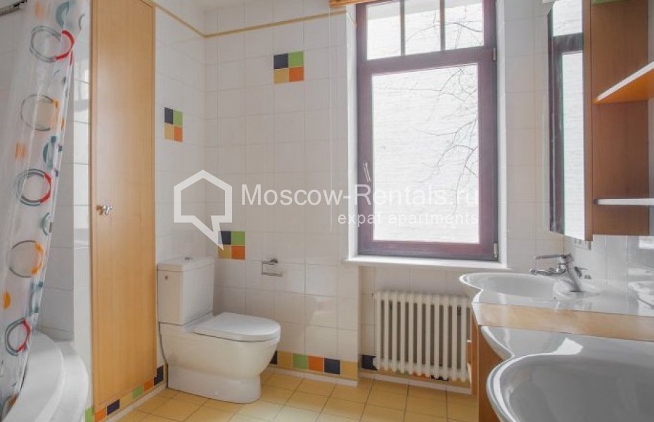 Photo #15 5-room (4 BR) apartment for <a href="http://moscow-rentals.ru/en/articles/long-term-rent" target="_blank">a long-term</a> rent
 in Russia, Moscow, Plotnikov lane, 21С1