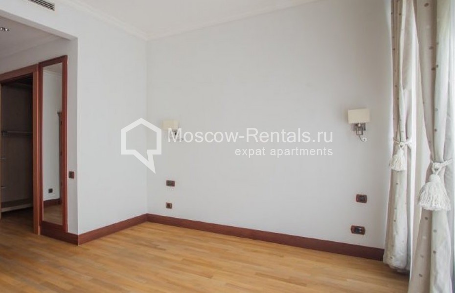 Photo #8 5-room (4 BR) apartment for <a href="http://moscow-rentals.ru/en/articles/long-term-rent" target="_blank">a long-term</a> rent
 in Russia, Moscow, Plotnikov lane, 21С1