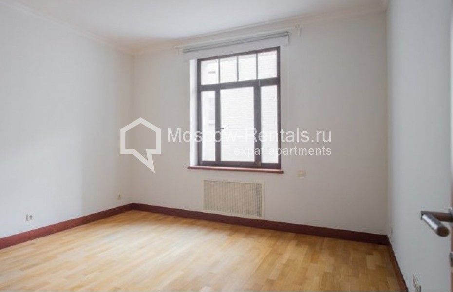 Photo #11 5-room (4 BR) apartment for <a href="http://moscow-rentals.ru/en/articles/long-term-rent" target="_blank">a long-term</a> rent
 in Russia, Moscow, Plotnikov lane, 21С1