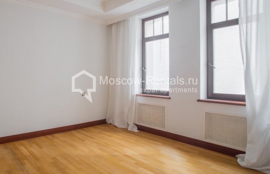 Photo #9 5-room (4 BR) apartment for <a href="http://moscow-rentals.ru/en/articles/long-term-rent" target="_blank">a long-term</a> rent
 in Russia, Moscow, Plotnikov lane, 21С1