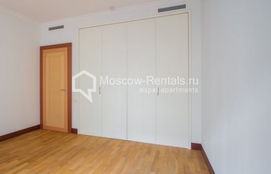 Photo #10 5-room (4 BR) apartment for <a href="http://moscow-rentals.ru/en/articles/long-term-rent" target="_blank">a long-term</a> rent
 in Russia, Moscow, Plotnikov lane, 21С1
