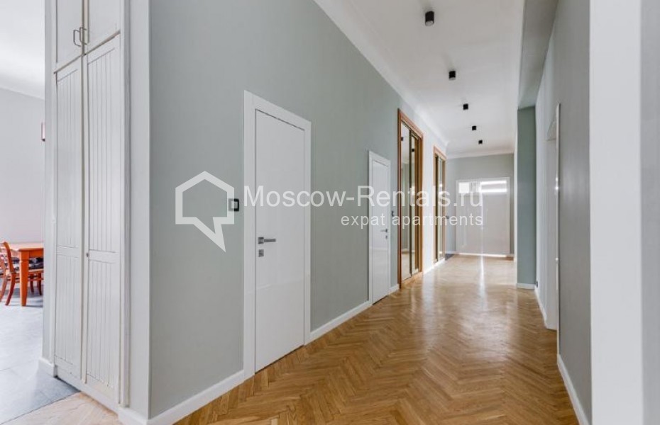 Photo #18 5-room (4 BR) apartment for <a href="http://moscow-rentals.ru/en/articles/long-term-rent" target="_blank">a long-term</a> rent
 in Russia, Moscow, Spiridonovka str, 38