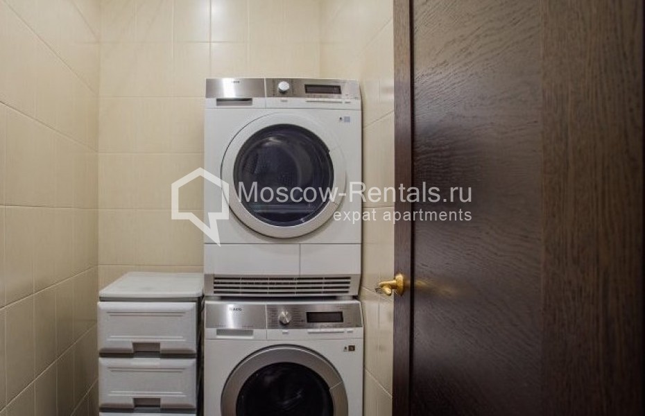 Photo #13 3-room (2 BR) apartment for <a href="http://moscow-rentals.ru/en/articles/long-term-rent" target="_blank">a long-term</a> rent
 in Russia, Moscow, 1st Truzhennikov lane, 17А