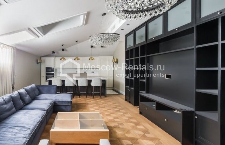 Photo #1 2-room (1 BR) apartment for <a href="http://moscow-rentals.ru/en/articles/long-term-rent" target="_blank">a long-term</a> rent
 in Russia, Moscow, Lavrushinskyi lane, 11К1