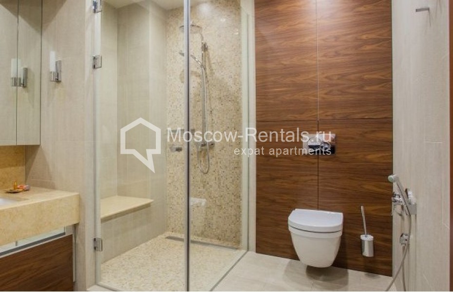 Photo #12 3-room (2 BR) apartment for <a href="http://moscow-rentals.ru/en/articles/long-term-rent" target="_blank">a long-term</a> rent
 in Russia, Moscow, Tsvetnoi blv, 2
