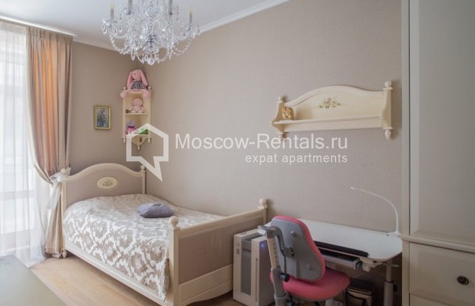 Photo #6 4-room (3 BR) apartment for <a href="http://moscow-rentals.ru/en/articles/long-term-rent" target="_blank">a long-term</a> rent
 in Russia, Moscow, Veskovskyi lane, 3