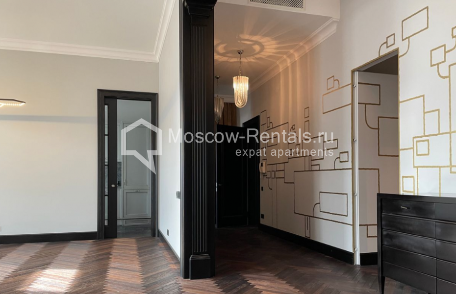 Photo #6 4-room (3 BR) apartment for <a href="http://moscow-rentals.ru/en/articles/long-term-rent" target="_blank">a long-term</a> rent
 in Russia, Moscow, Tverskaya str, 28К1