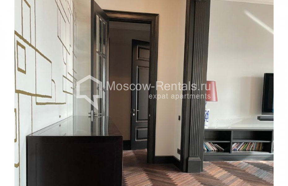 Photo #4 4-room (3 BR) apartment for <a href="http://moscow-rentals.ru/en/articles/long-term-rent" target="_blank">a long-term</a> rent
 in Russia, Moscow, Tverskaya str, 28К1