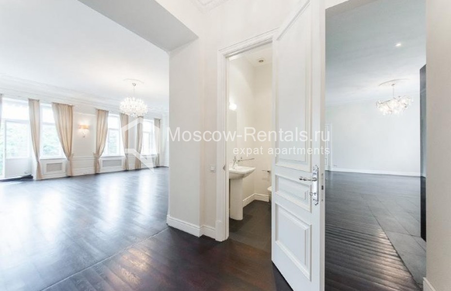 Photo #10 5-room (4 BR) apartment for <a href="http://moscow-rentals.ru/en/articles/long-term-rent" target="_blank">a long-term</a> rent
 in Russia, Moscow, M. Levshinskyi lane, 7С1