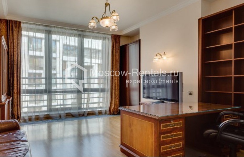 Photo #11 4-room (3 BR) apartment for <a href="http://moscow-rentals.ru/en/articles/long-term-rent" target="_blank">a long-term</a> rent
 in Russia, Moscow, 1st Zachatievskyi lane, 5