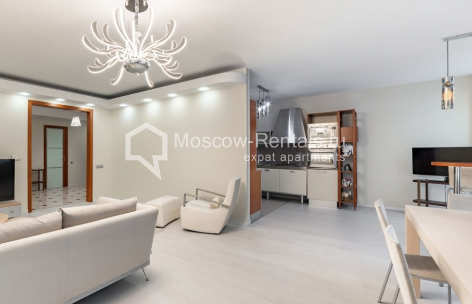 Photo #3 4-room (3 BR) apartment for <a href="http://moscow-rentals.ru/en/articles/long-term-rent" target="_blank">a long-term</a> rent
 in Russia, Moscow, 4th Tverskaya-Yamskaya str, 22