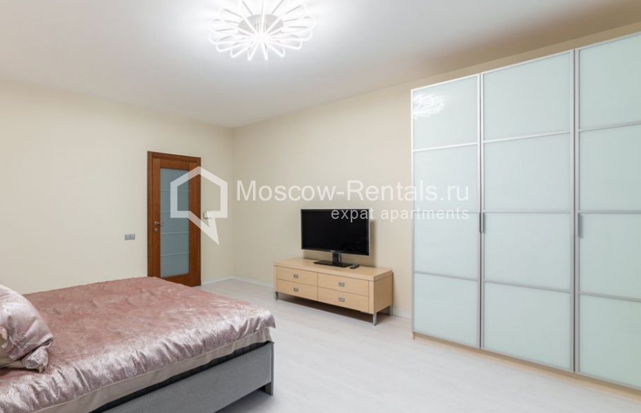 Photo #12 4-room (3 BR) apartment for <a href="http://moscow-rentals.ru/en/articles/long-term-rent" target="_blank">a long-term</a> rent
 in Russia, Moscow, 4th Tverskaya-Yamskaya str, 22