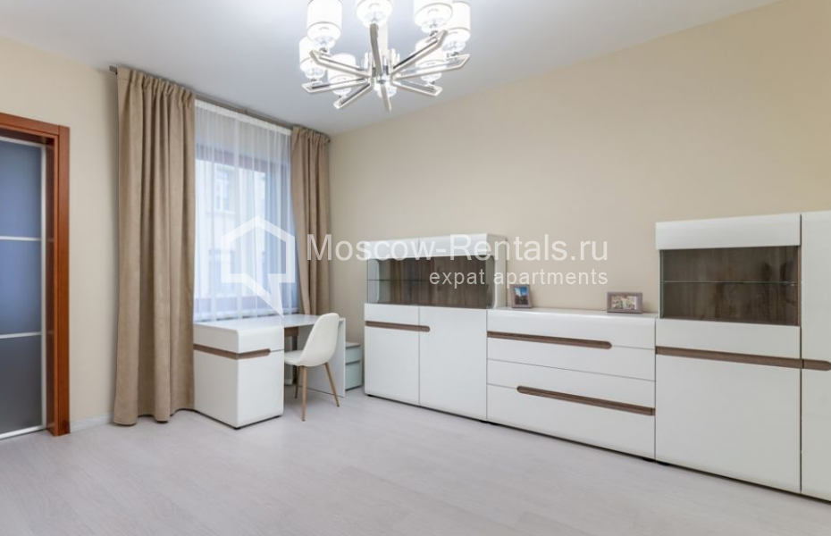 Photo #13 4-room (3 BR) apartment for <a href="http://moscow-rentals.ru/en/articles/long-term-rent" target="_blank">a long-term</a> rent
 in Russia, Moscow, 4th Tverskaya-Yamskaya str, 22
