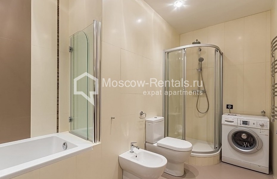 Photo #12 3-room (2 BR) apartment for <a href="http://moscow-rentals.ru/en/articles/long-term-rent" target="_blank">a long-term</a> rent
 in Russia, Moscow, Mosfilmovskaya str, 70 bld 1