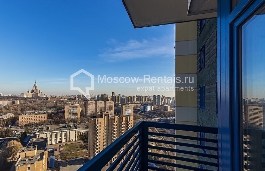 Photo #16 3-room (2 BR) apartment for <a href="http://moscow-rentals.ru/en/articles/long-term-rent" target="_blank">a long-term</a> rent
 in Russia, Moscow, Mosfilmovskaya str, 70 bld 1