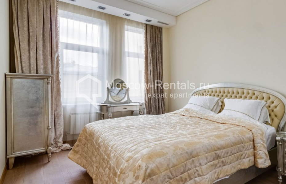 Photo #6 3-room (2 BR) apartment for <a href="http://moscow-rentals.ru/en/articles/long-term-rent" target="_blank">a long-term</a> rent
 in Russia, Moscow, Straropimenovskyi lane, 10