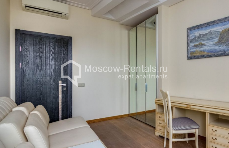 Photo #9 3-room (2 BR) apartment for <a href="http://moscow-rentals.ru/en/articles/long-term-rent" target="_blank">a long-term</a> rent
 in Russia, Moscow, Straropimenovskyi lane, 10