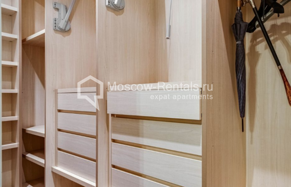 Photo #17 3-room (2 BR) apartment for <a href="http://moscow-rentals.ru/en/articles/long-term-rent" target="_blank">a long-term</a> rent
 in Russia, Moscow, Straropimenovskyi lane, 10