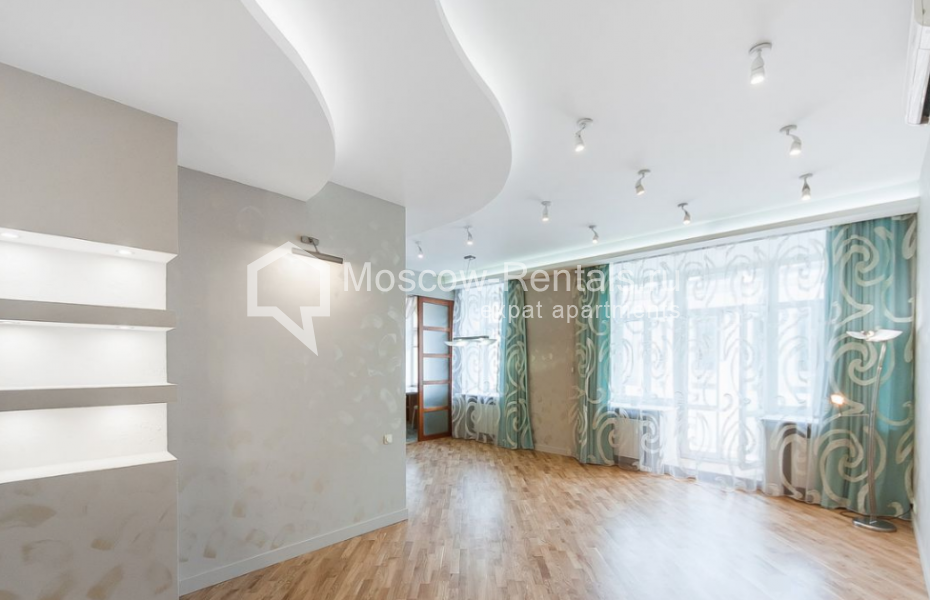 Photo #1 4-room (3 BR) apartment for <a href="http://moscow-rentals.ru/en/articles/long-term-rent" target="_blank">a long-term</a> rent
 in Russia, Moscow, Kalashnyi lane, 7