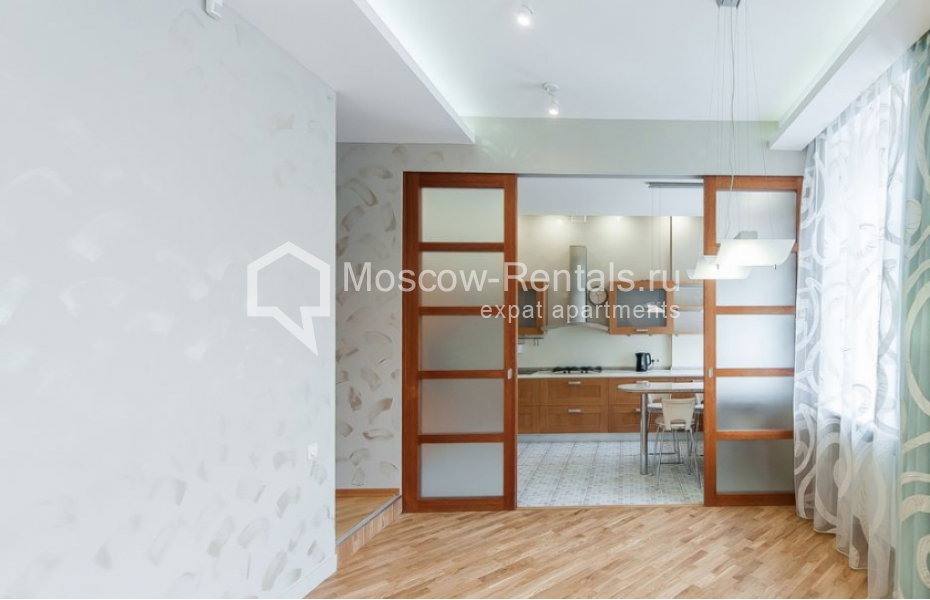 Photo #4 4-room (3 BR) apartment for <a href="http://moscow-rentals.ru/en/articles/long-term-rent" target="_blank">a long-term</a> rent
 in Russia, Moscow, Kalashnyi lane, 7