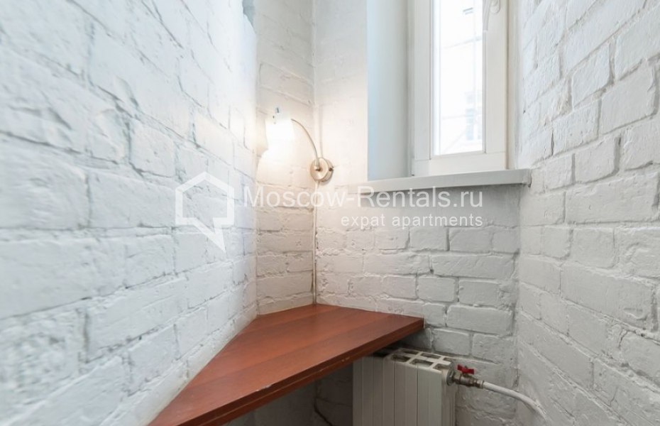 Photo #11 4-room (3 BR) apartment for <a href="http://moscow-rentals.ru/en/articles/long-term-rent" target="_blank">a long-term</a> rent
 in Russia, Moscow, Kalashnyi lane, 7