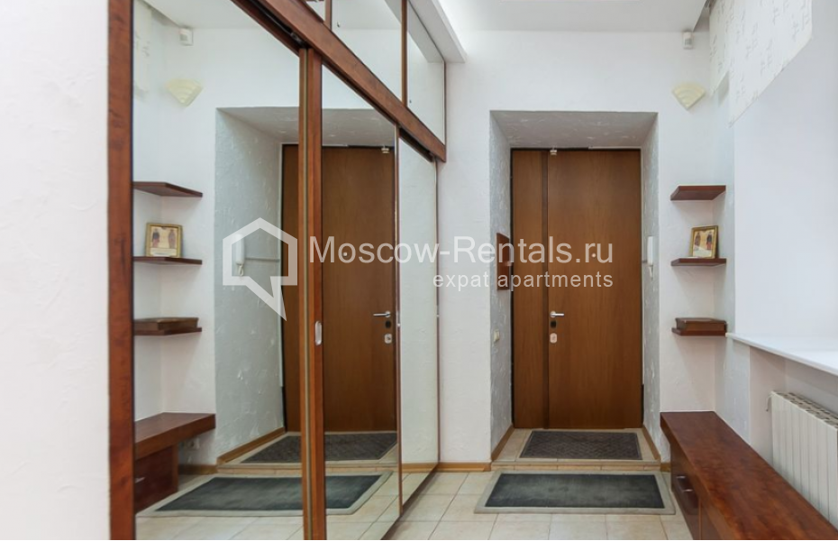 Photo #20 4-room (3 BR) apartment for <a href="http://moscow-rentals.ru/en/articles/long-term-rent" target="_blank">a long-term</a> rent
 in Russia, Moscow, Kalashnyi lane, 7
