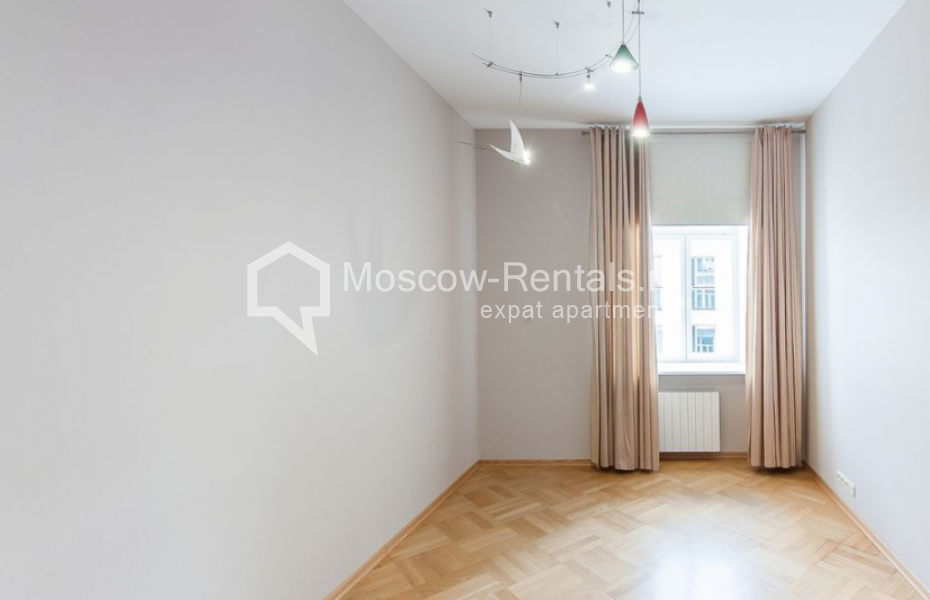 Photo #14 4-room (3 BR) apartment for <a href="http://moscow-rentals.ru/en/articles/long-term-rent" target="_blank">a long-term</a> rent
 in Russia, Moscow, Kalashnyi lane, 7