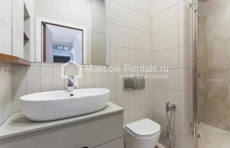 Photo #24 4-room (3 BR) apartment for <a href="http://moscow-rentals.ru/en/articles/long-term-rent" target="_blank">a long-term</a> rent
 in Russia, Moscow, Kalashnyi lane, 7