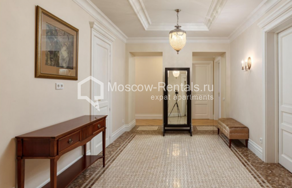 Photo #10 3-room (2 BR) apartment for <a href="http://moscow-rentals.ru/en/articles/long-term-rent" target="_blank">a long-term</a> rent
 in Russia, Moscow, Ruzheinyi lane, 3