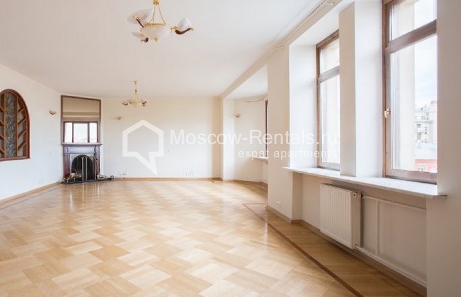 Photo #1 5-room (4 BR) apartment for <a href="http://moscow-rentals.ru/en/articles/long-term-rent" target="_blank">a long-term</a> rent
 in Russia, Moscow, Tverskaya str, 28К2