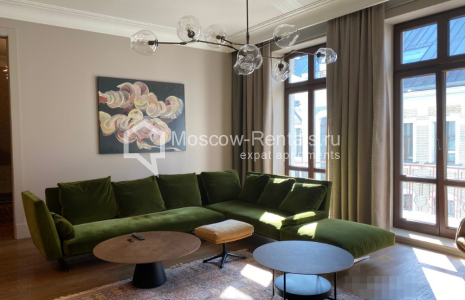 Photo #1 3-room (2 BR) apartment for <a href="http://moscow-rentals.ru/en/articles/long-term-rent" target="_blank">a long-term</a> rent
 in Russia, Moscow, Krivoarbatskyi lane, 16/22