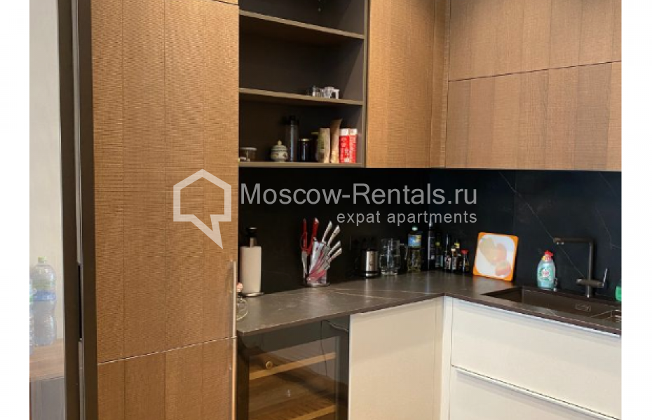 Photo #15 3-room (2 BR) apartment for <a href="http://moscow-rentals.ru/en/articles/long-term-rent" target="_blank">a long-term</a> rent
 in Russia, Moscow, Krivoarbatskyi lane, 16/22