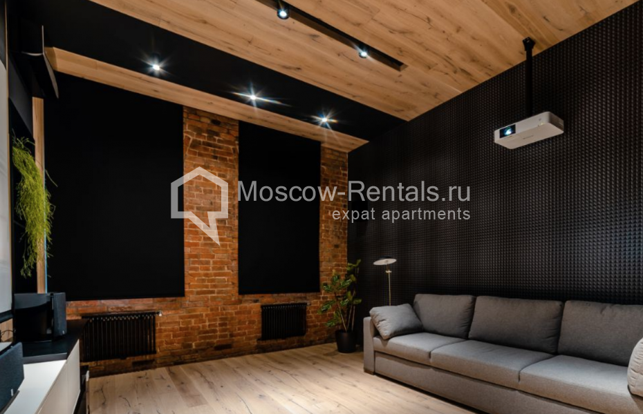 Photo #13 3-room (2 BR) apartment for <a href="http://moscow-rentals.ru/en/articles/long-term-rent" target="_blank">a long-term</a> rent
 in Russia, Moscow, Petrovka str, 26С2