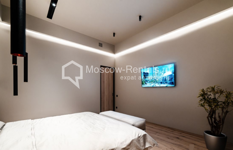Photo #22 3-room (2 BR) apartment for <a href="http://moscow-rentals.ru/en/articles/long-term-rent" target="_blank">a long-term</a> rent
 in Russia, Moscow, Petrovka str, 26С2