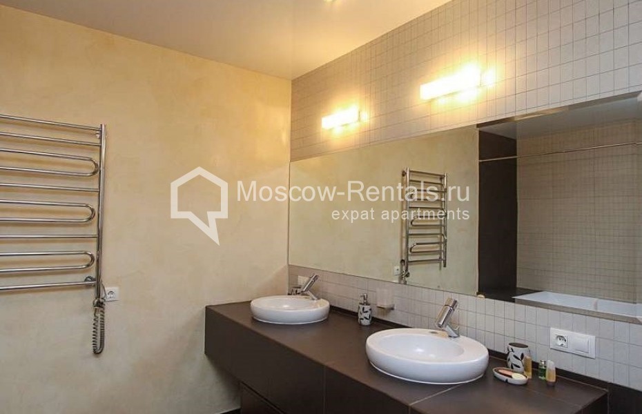 Photo #11 4-room (3 BR) apartment for <a href="http://moscow-rentals.ru/en/articles/long-term-rent" target="_blank">a long-term</a> rent
 in Russia, Moscow, Chapaevsky lane, 3