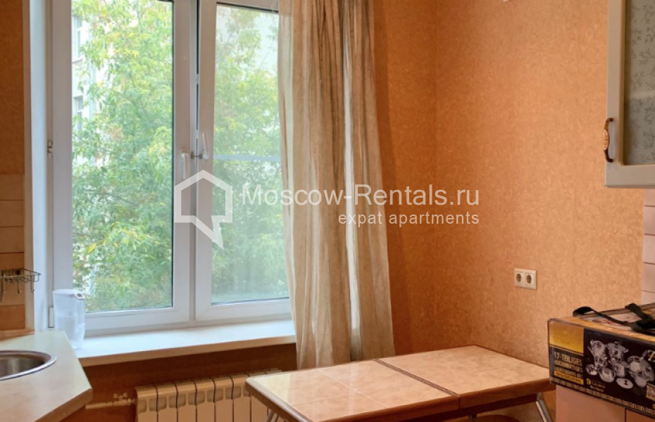 Photo #10 3-room (2 BR) apartment for <a href="http://moscow-rentals.ru/en/articles/long-term-rent" target="_blank">a long-term</a> rent
 in Russia, Moscow, B. Ovchinnikovskyi lane, 12С1
