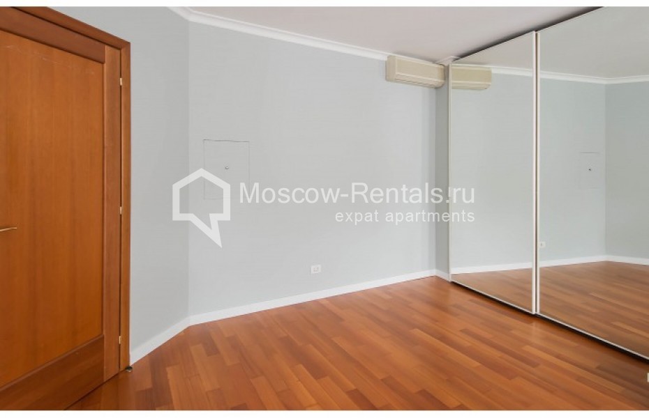 Photo #9 4-room (3 BR) apartment for <a href="http://moscow-rentals.ru/en/articles/long-term-rent" target="_blank">a long-term</a> rent
 in Russia, Moscow, Ermolaevskyi lane, 5С1