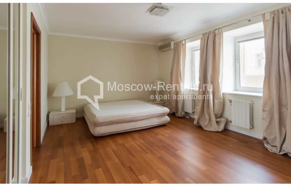 Photo #10 4-room (3 BR) apartment for <a href="http://moscow-rentals.ru/en/articles/long-term-rent" target="_blank">a long-term</a> rent
 in Russia, Moscow, Ermolaevskyi lane, 5С1