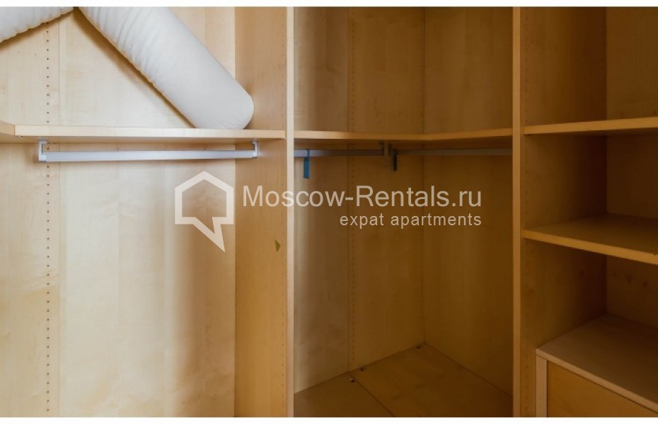Photo #12 4-room (3 BR) apartment for <a href="http://moscow-rentals.ru/en/articles/long-term-rent" target="_blank">a long-term</a> rent
 in Russia, Moscow, Ermolaevskyi lane, 5С1