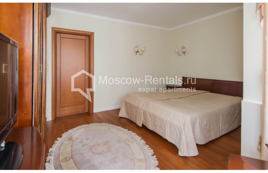 Photo #7 4-room (3 BR) apartment for <a href="http://moscow-rentals.ru/en/articles/long-term-rent" target="_blank">a long-term</a> rent
 in Russia, Moscow, Ermolaevskyi lane, 5С1