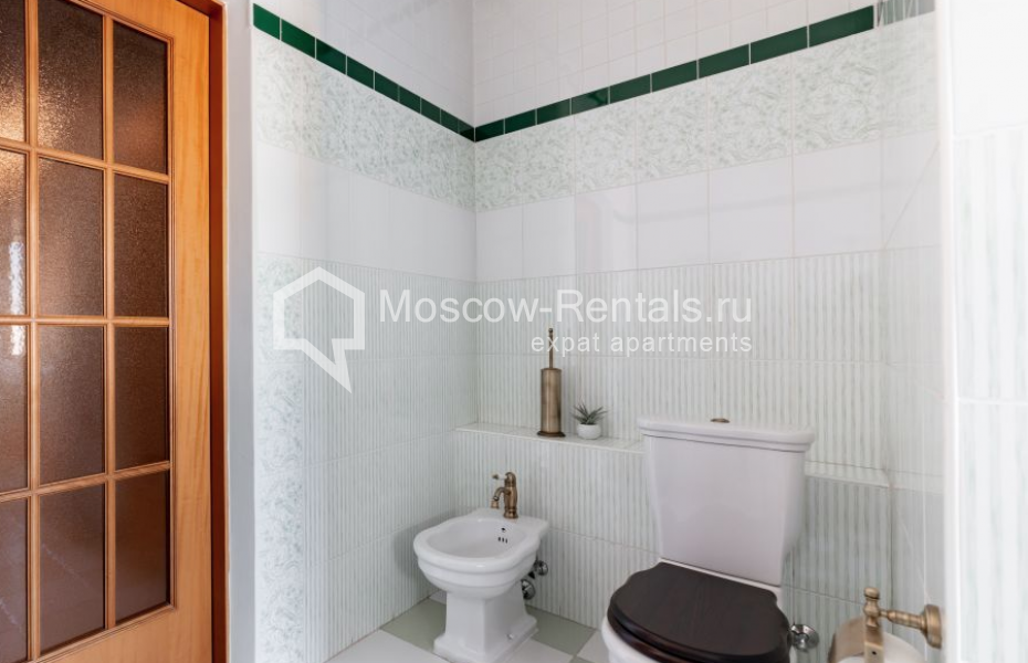 Photo #22 3-room (2 BR) apartment for <a href="http://moscow-rentals.ru/en/articles/long-term-rent" target="_blank">a long-term</a> rent
 in Russia, Moscow, Krivoarbatskyi lane, 16/22