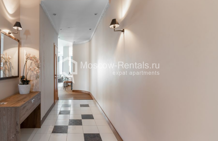 Photo #24 3-room (2 BR) apartment for <a href="http://moscow-rentals.ru/en/articles/long-term-rent" target="_blank">a long-term</a> rent
 in Russia, Moscow, Krivoarbatskyi lane, 16/22